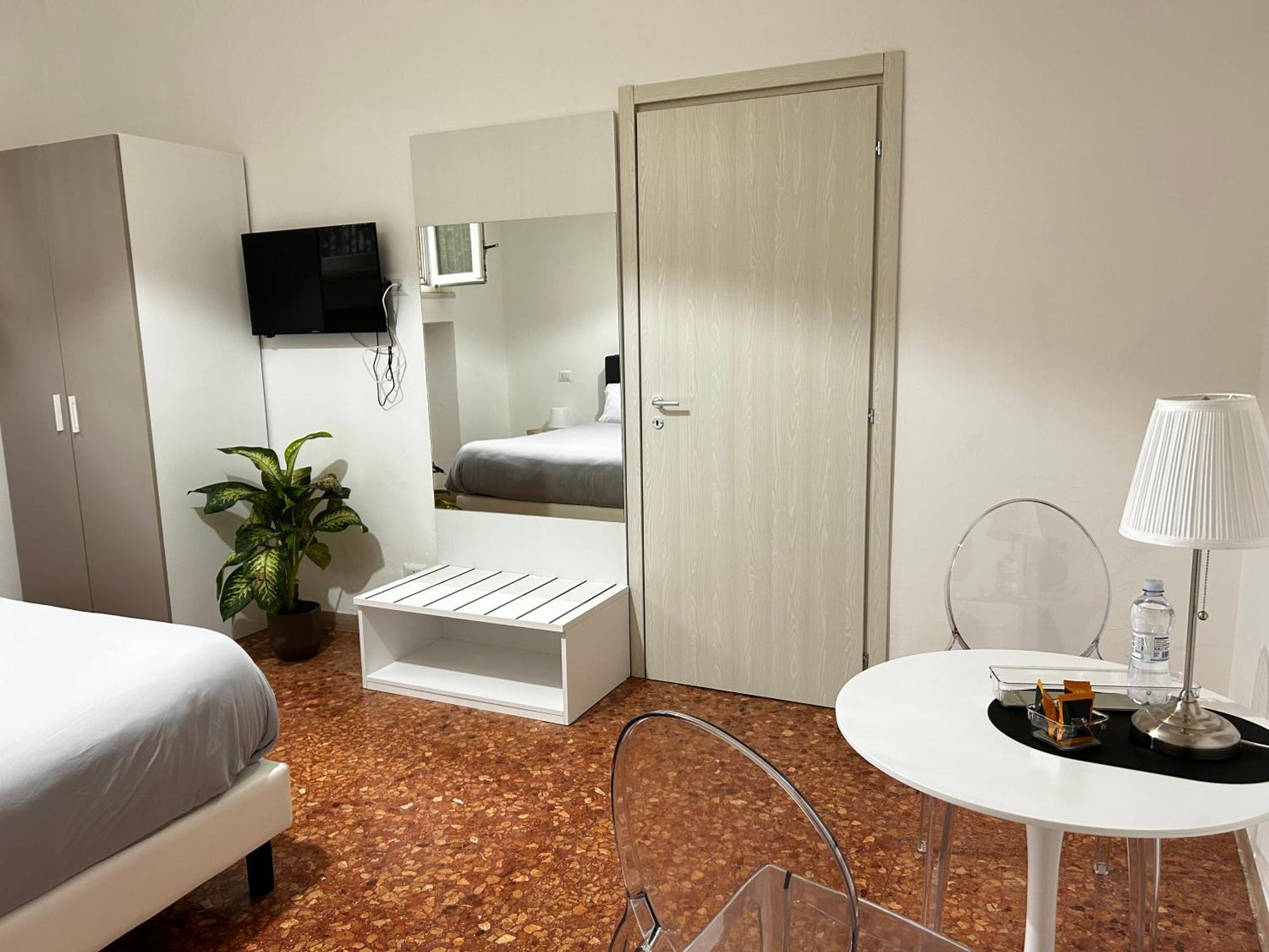 Bam Bam Tiburtina Guesthouse Rzym Zewnętrze zdjęcie