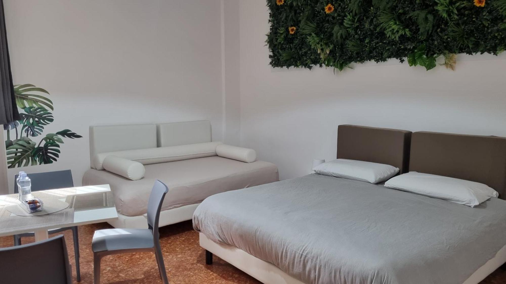 Bam Bam Tiburtina Guesthouse Rzym Pokój zdjęcie